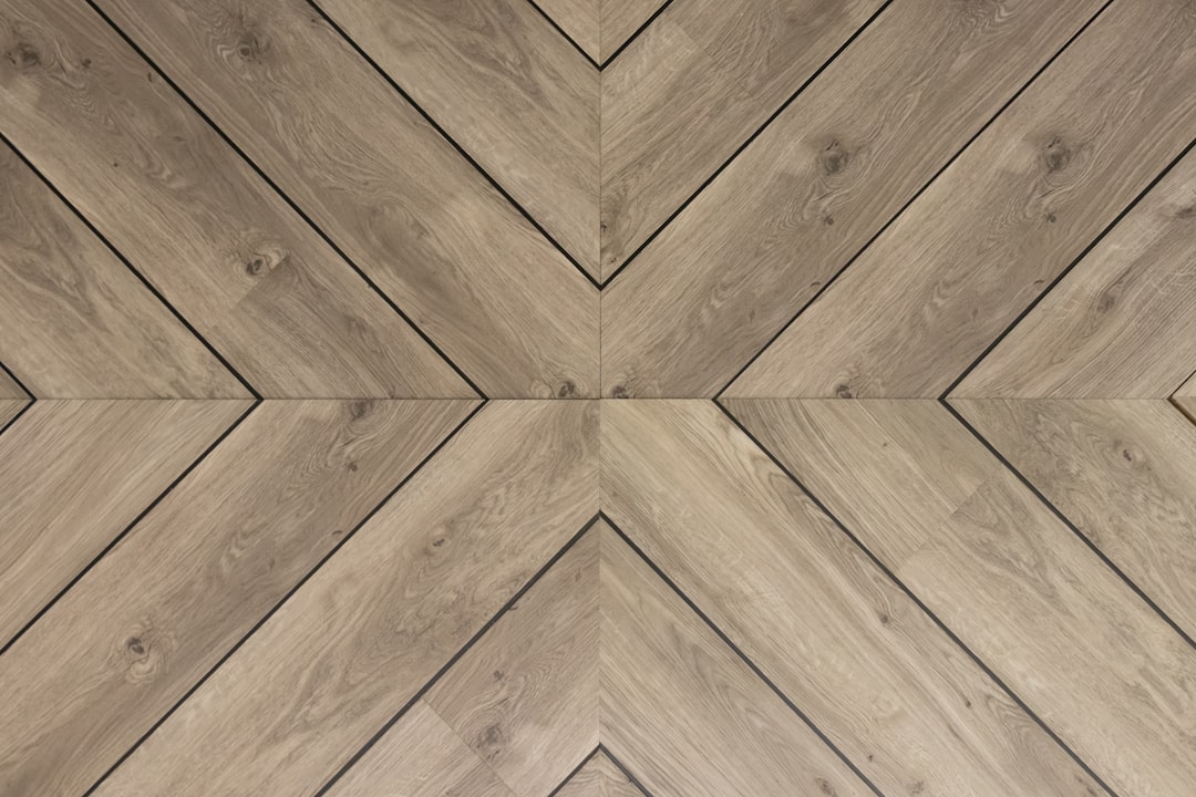 photo 1580398425599 3cd49b289433cropentropycstinysrgbfitmaxfmjpgixidM3wxNDA1NTd8MHwxfHNlYXJjaHw5MHx8cGFuZWxzJTIwd29vZGVuJTIwZmxvb3JzfGVufDF8MHx8fDE3NjMzMDkxMzR8MAixlibrb 4.1.0q80w1080